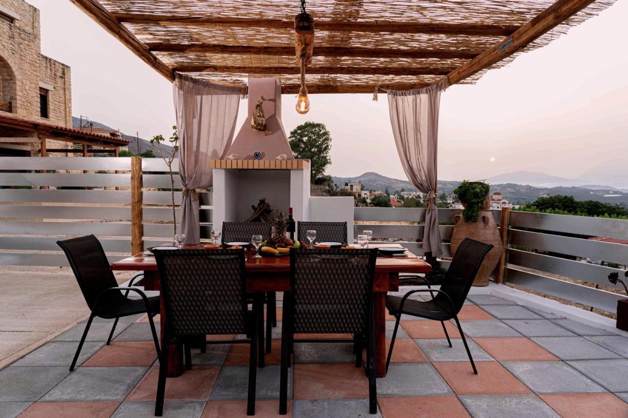 Haritos Holidays Home Pombia Extérieur photo