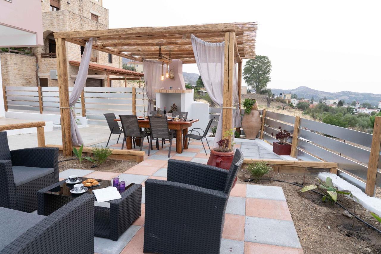 Haritos Holidays Home Pombia Extérieur photo