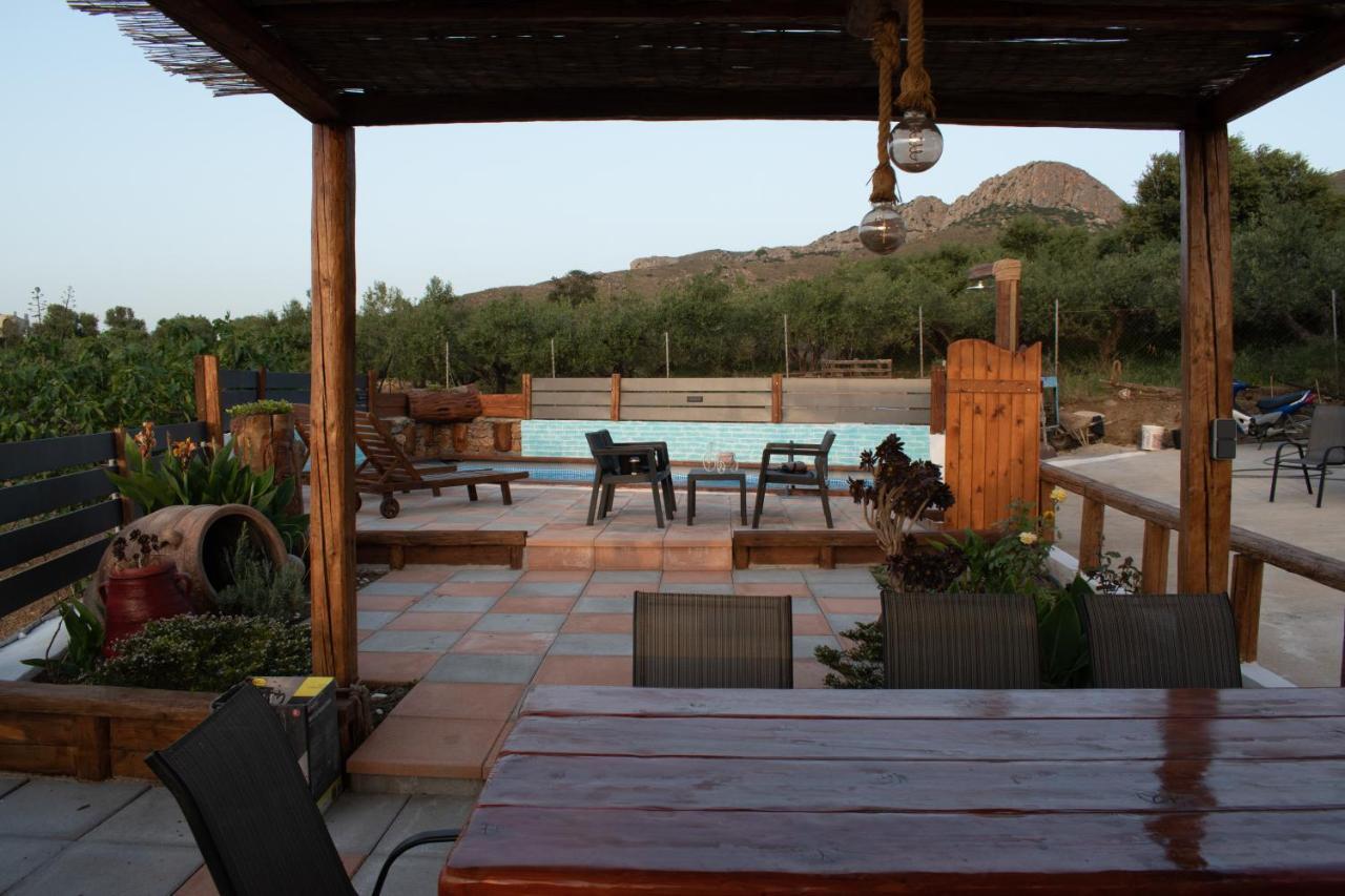 Haritos Holidays Home Pombia Extérieur photo